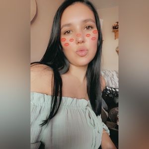 Meet your Posher, Ciera